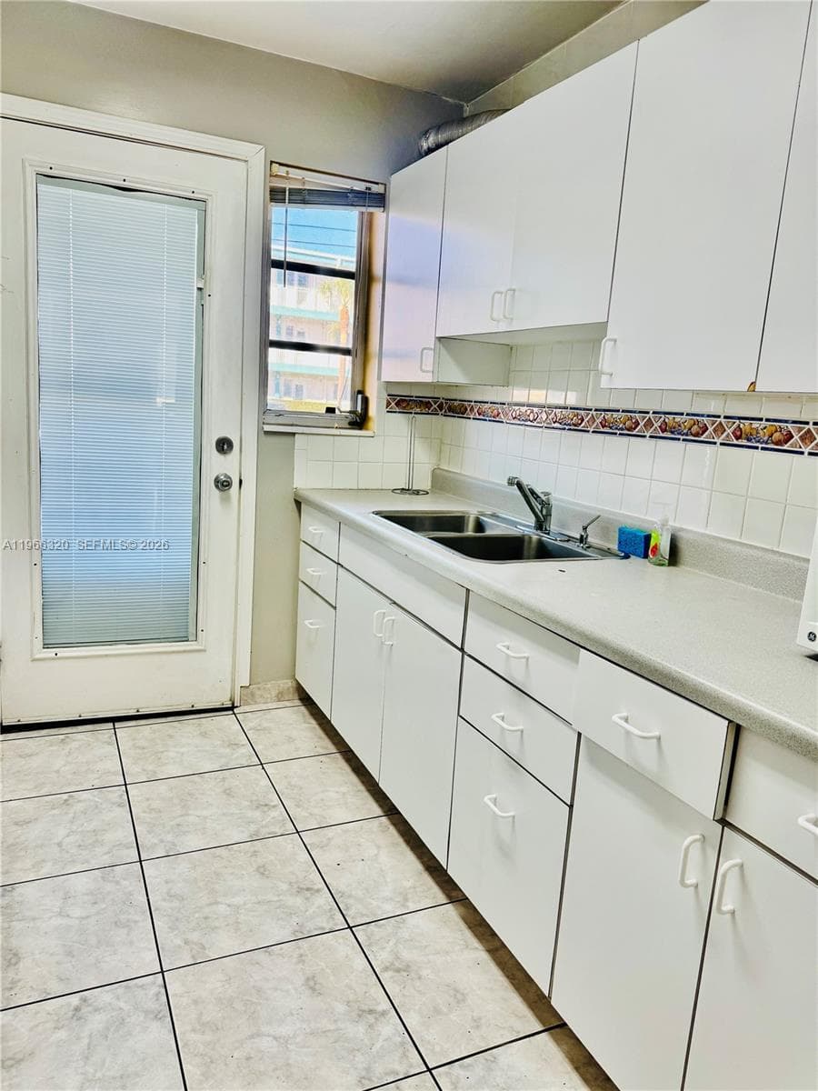 Eastern Shores Palo Alto · #S102 in North Miami Beach - Photo 14