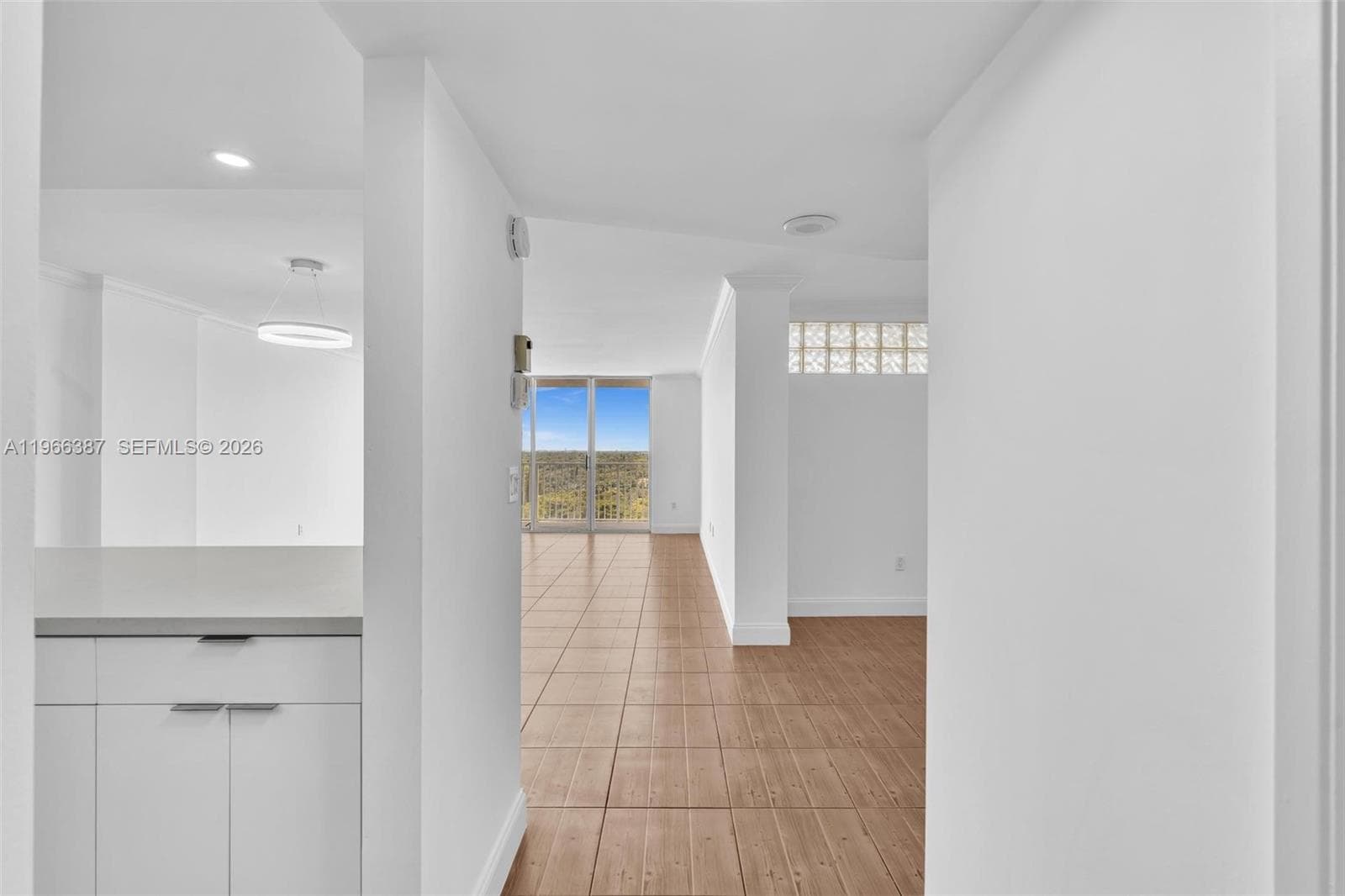 ADMIRALS PORT CONDO · #1703W in Aventura - Photo 2