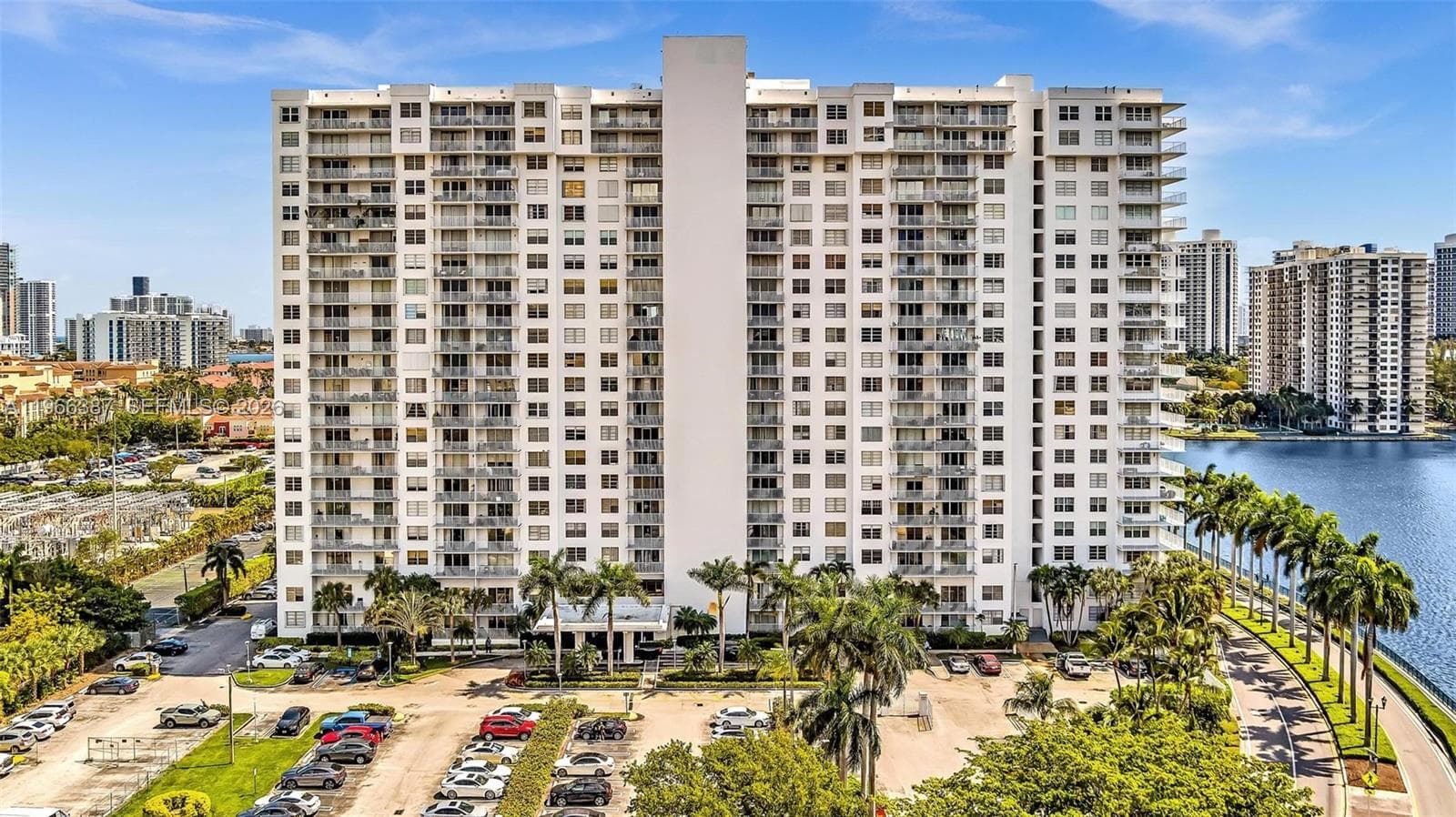 ADMIRALS PORT CONDO · #1703W in Aventura - Photo 46