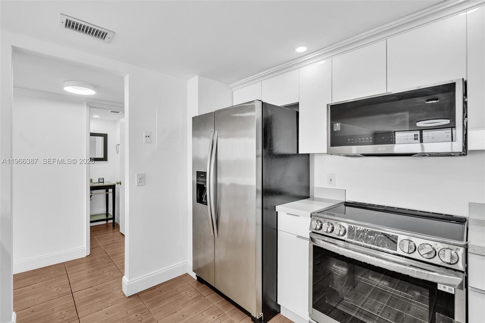 ADMIRALS PORT CONDO · #1703W in Aventura - Photo 7