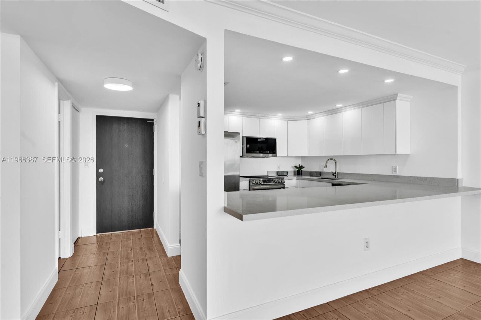 ADMIRALS PORT CONDO · #1703W in Aventura - Photo 9
