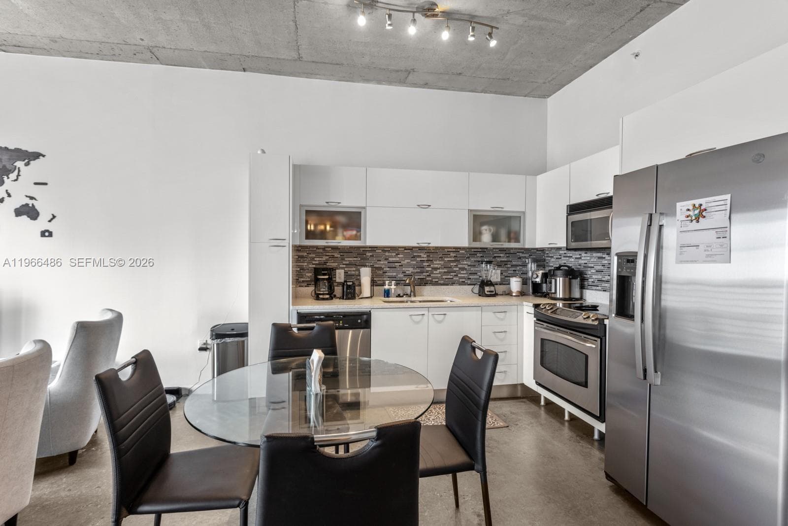 Loft Downtown II · #1815 in Miami - Photo 6