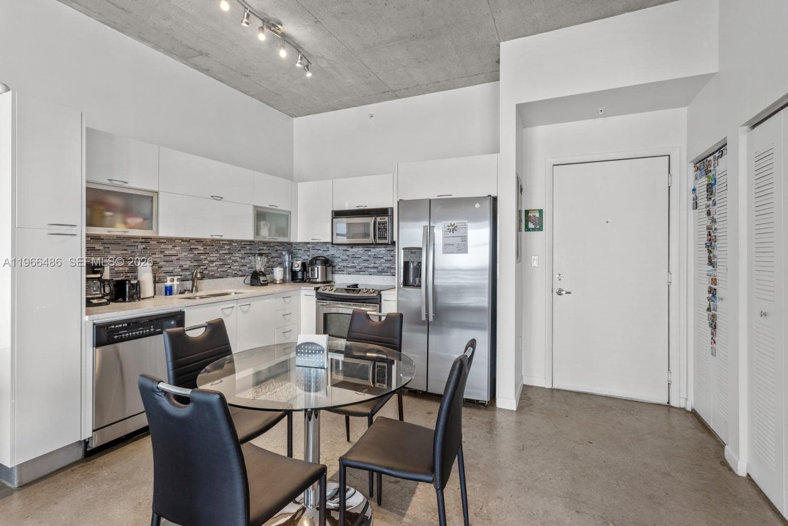 Loft Downtown II · #1815 in Miami - Photo 7