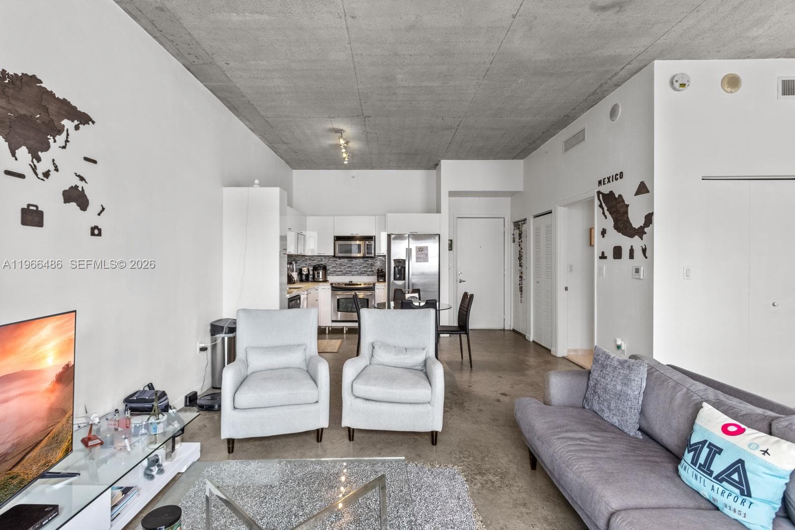 Loft Downtown II · #1815 in Miami - Photo 4