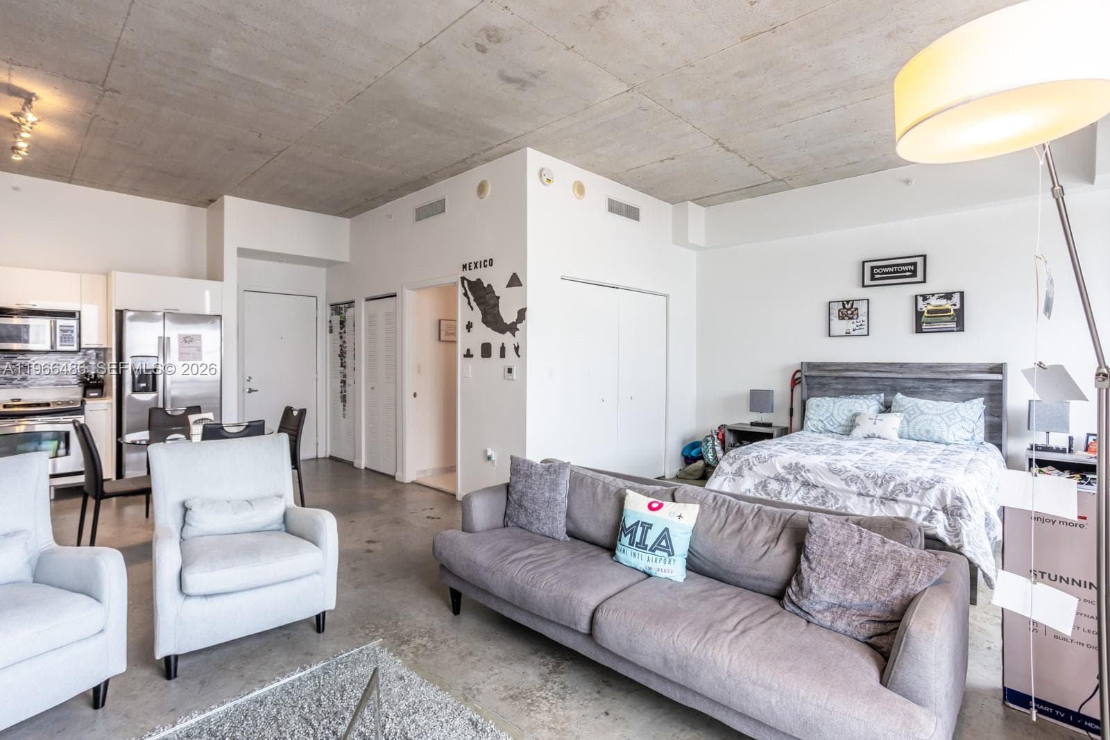 Loft Downtown II · #1815 in Miami - Photo 8