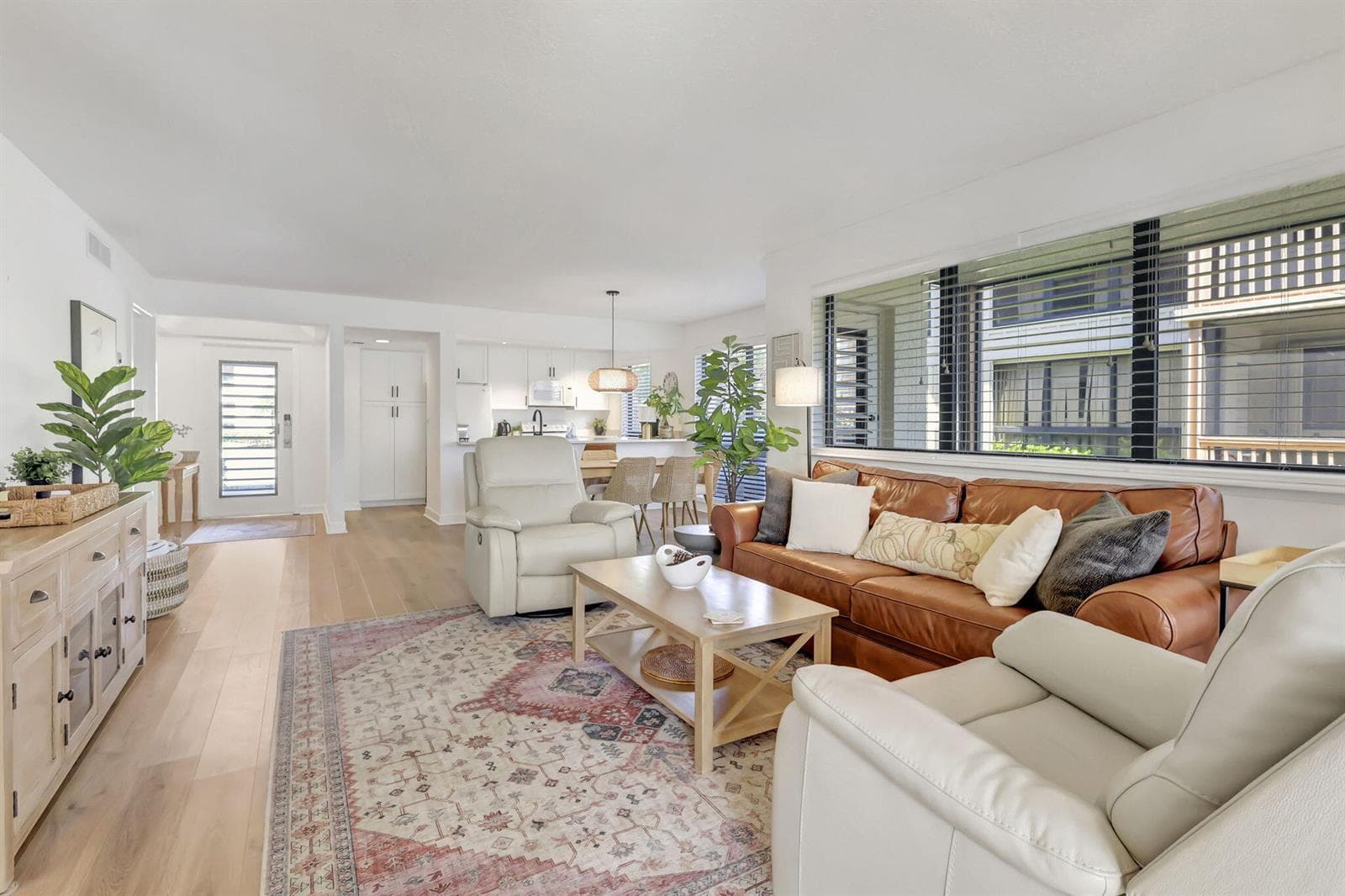14-web-or-mls-5P1A5611