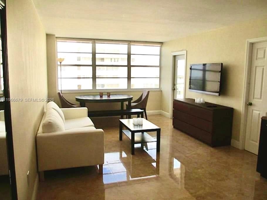 DEL PRADO MARINA · #1601 in Aventura - Photo 13
