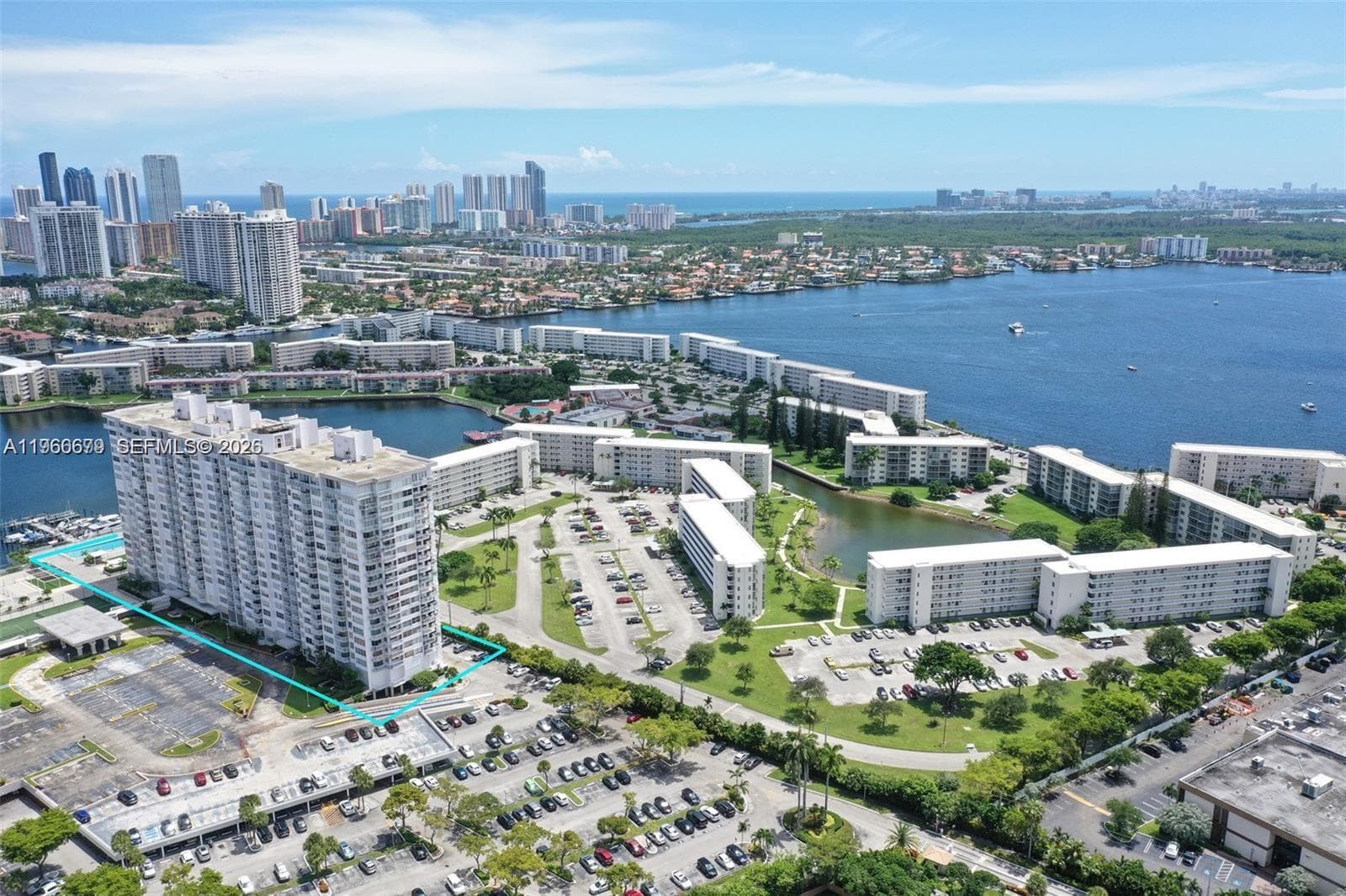 DEL PRADO MARINA · #1601 in Aventura - Photo 1
