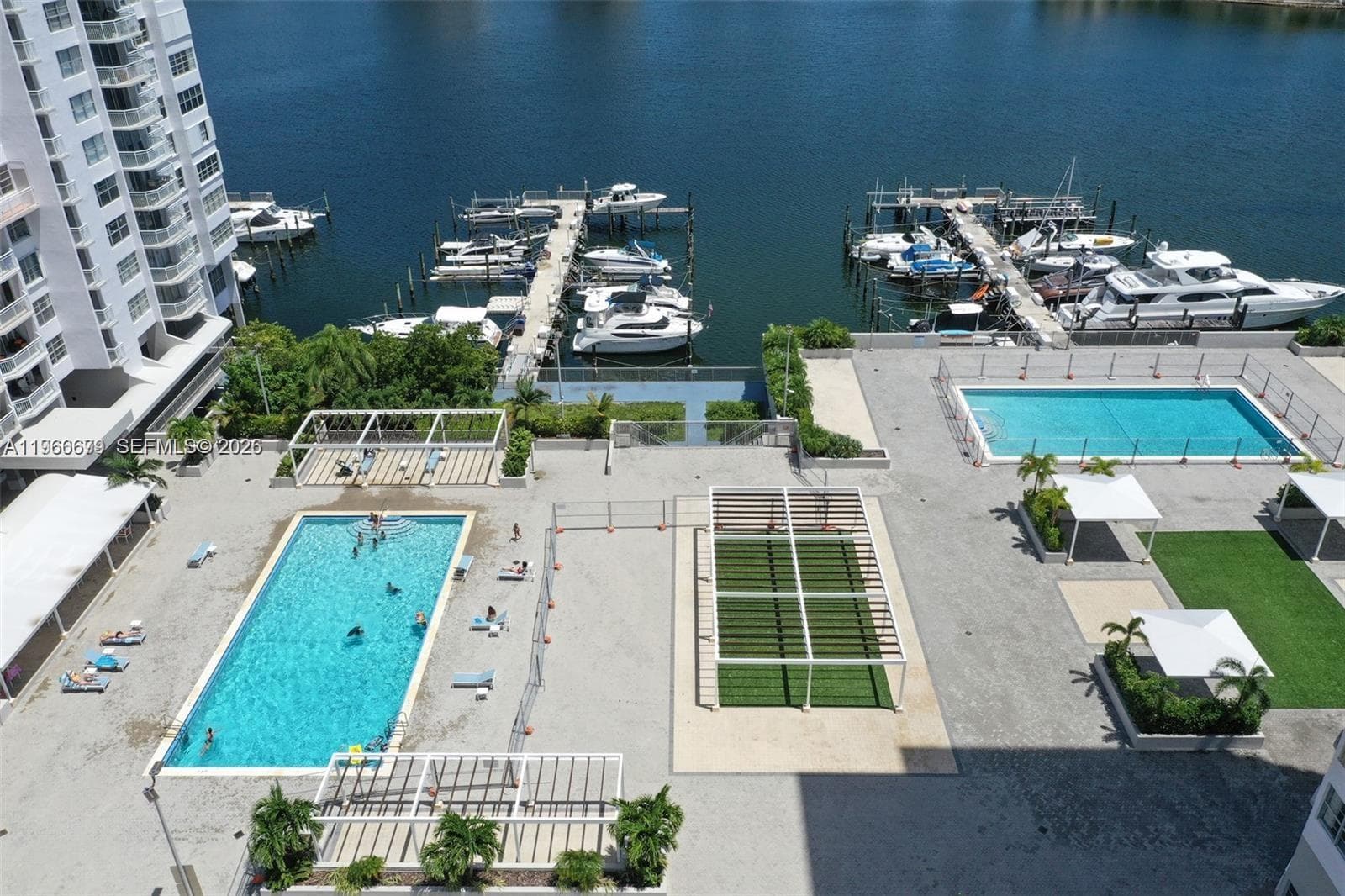 DEL PRADO MARINA · #1601 in Aventura - Photo 10