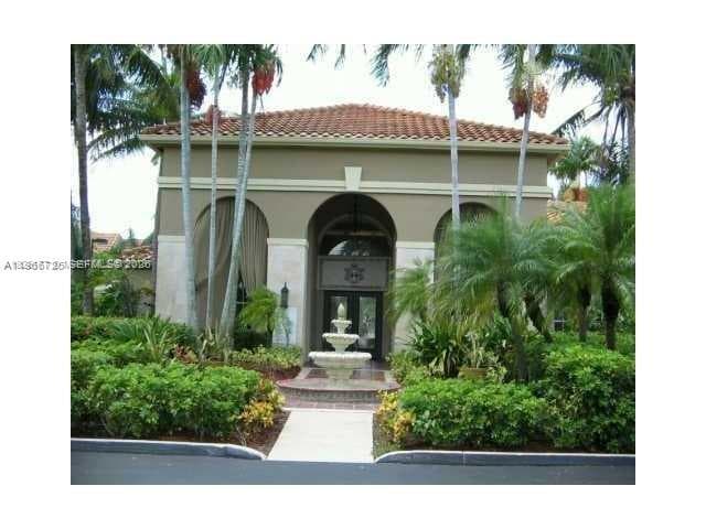 la hacienda condo · #A in Hialeah - Photo 2