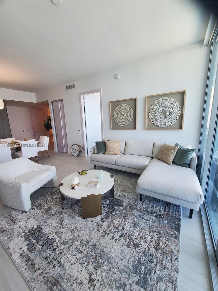 Aurora · #1402 in Sunny Isles Beach - Photo 17