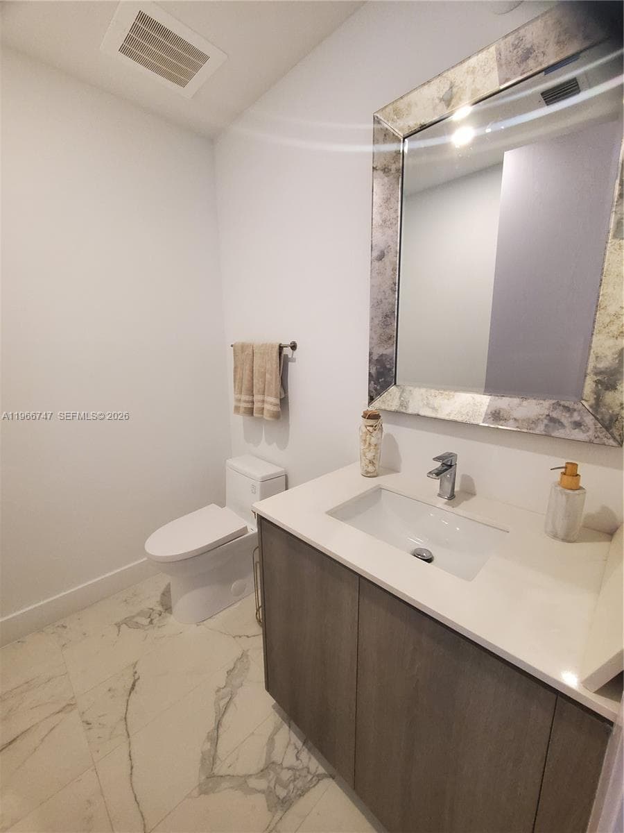 Aurora · #1402 in Sunny Isles Beach - Photo 14