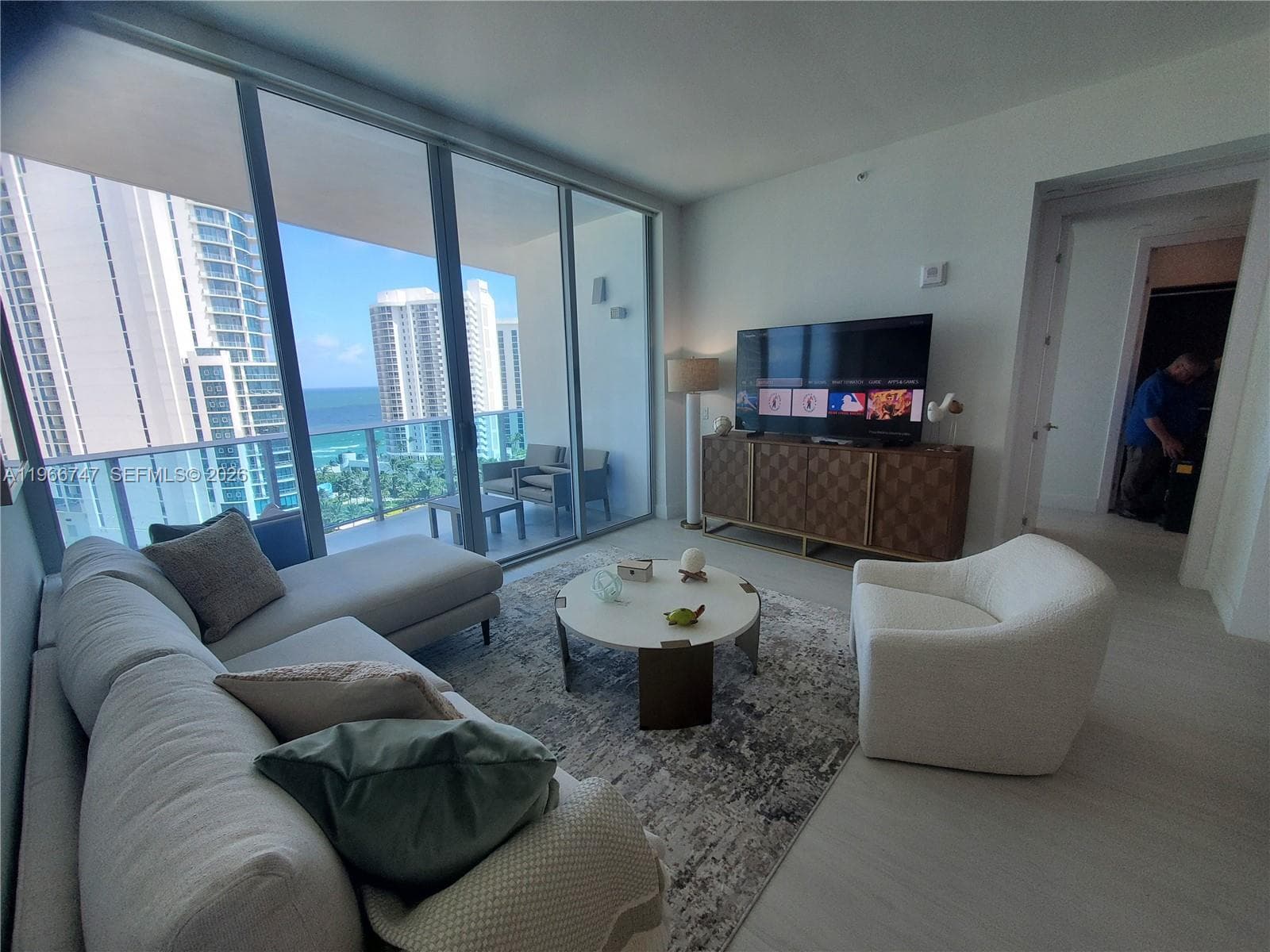 Aurora · #1402 in Sunny Isles Beach - Photo 4
