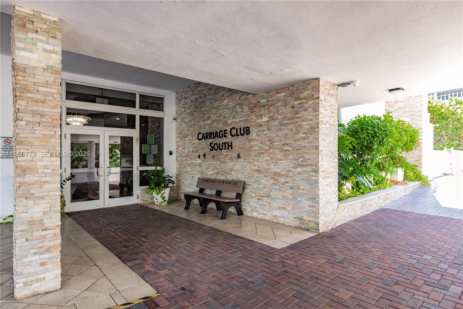THE CARRIAGE CLUB SOUTH CO · #1K in Miami Beach - Photo 25