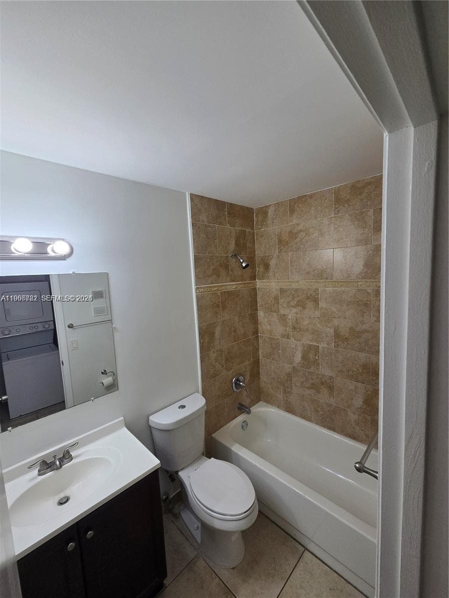 MONTEREY CONDO FOUR · #204-27 in Miami - Photo 10
