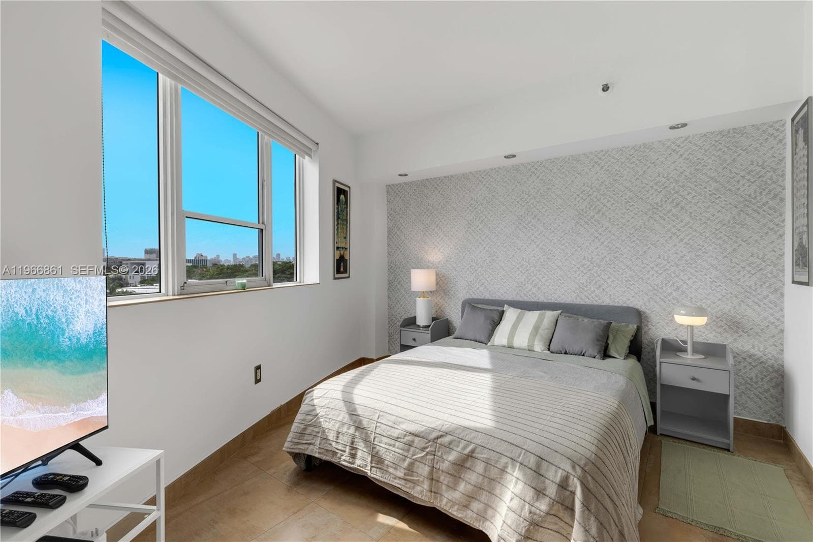 THE MANTELL CONDO · #542 in Miami Beach - Photo 2