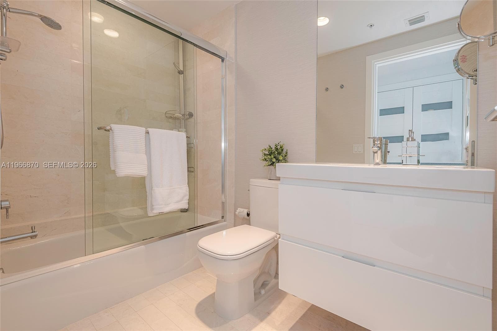 Marina Palms Residences N · #2209 in North Miami Beach - Photo 39