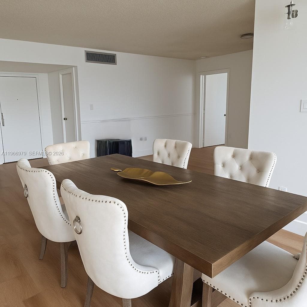 PLAZA OF AMERICAS CONDO · #906 in Sunny Isles Beach - Photo 5