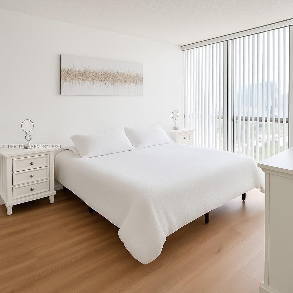 PLAZA OF AMERICAS CONDO · #906 in Sunny Isles Beach - Photo 11