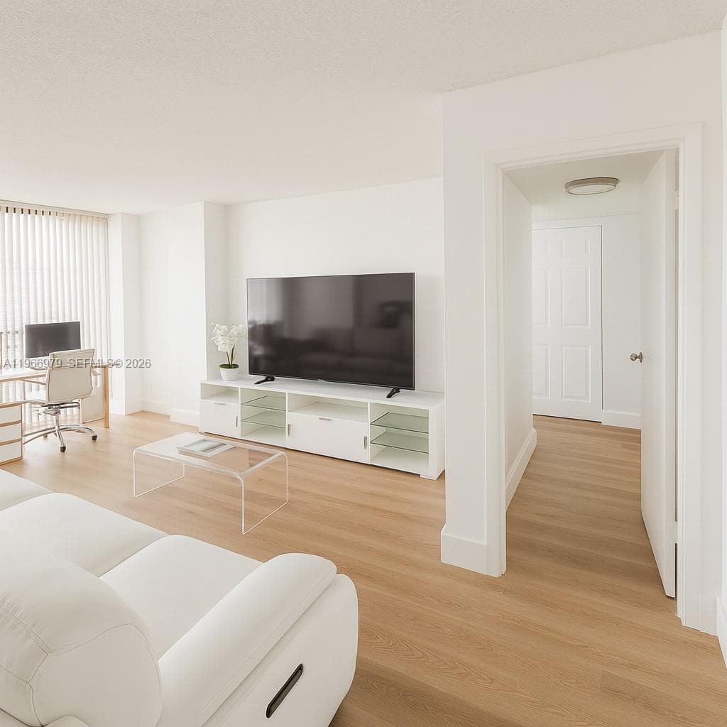 PLAZA OF AMERICAS CONDO · #906 in Sunny Isles Beach - Photo 4
