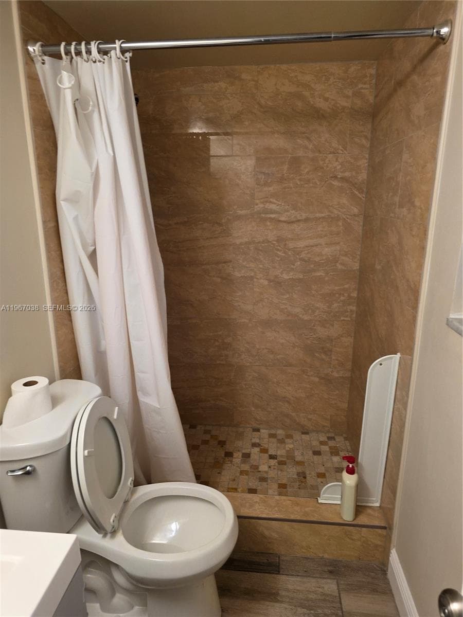 TELSTAR CONDOMINIUM INC · #501 in Hollywood - Photo 23