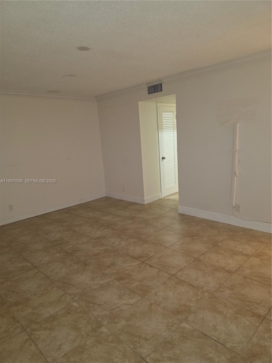 TELSTAR CONDOMINIUM INC · #501 in Hollywood - Photo 7