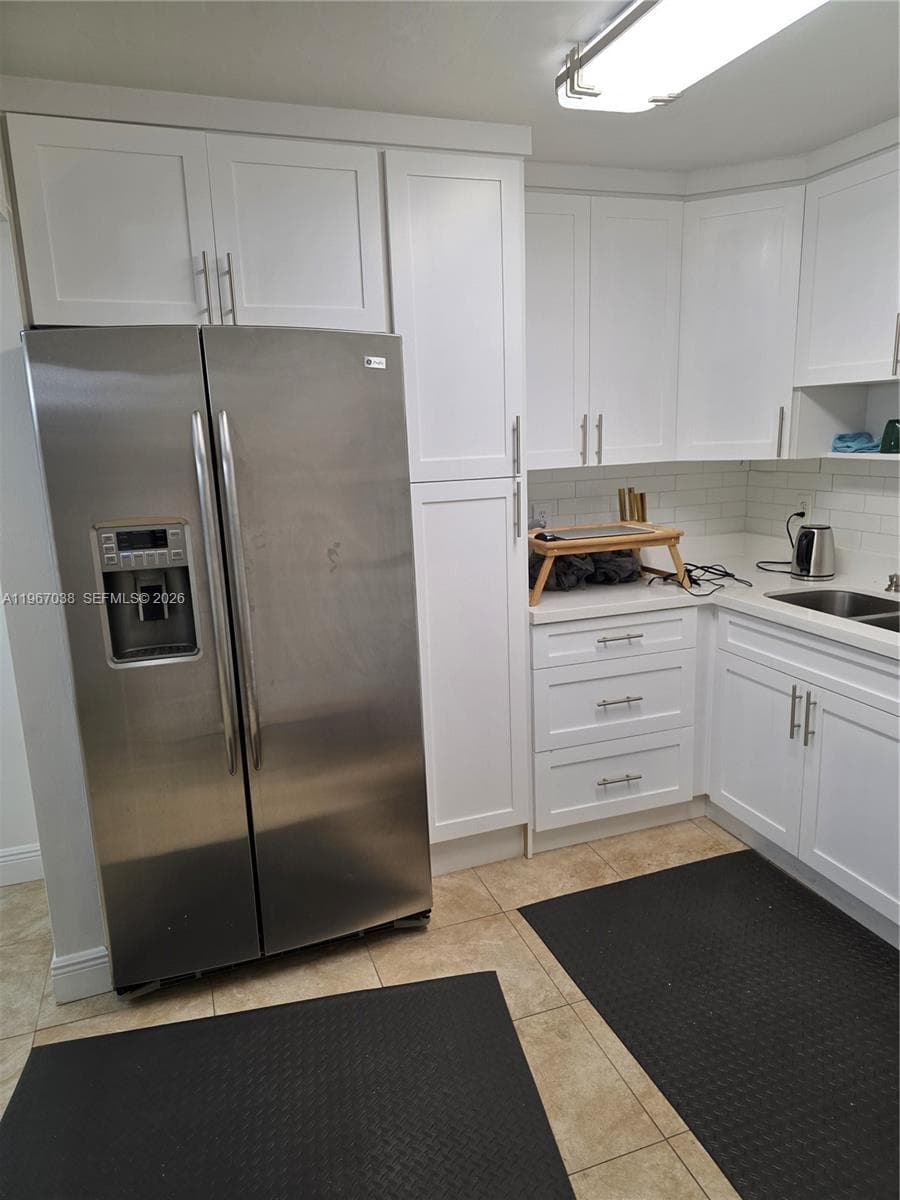 TELSTAR CONDOMINIUM INC · #501 in Hollywood - Photo 3