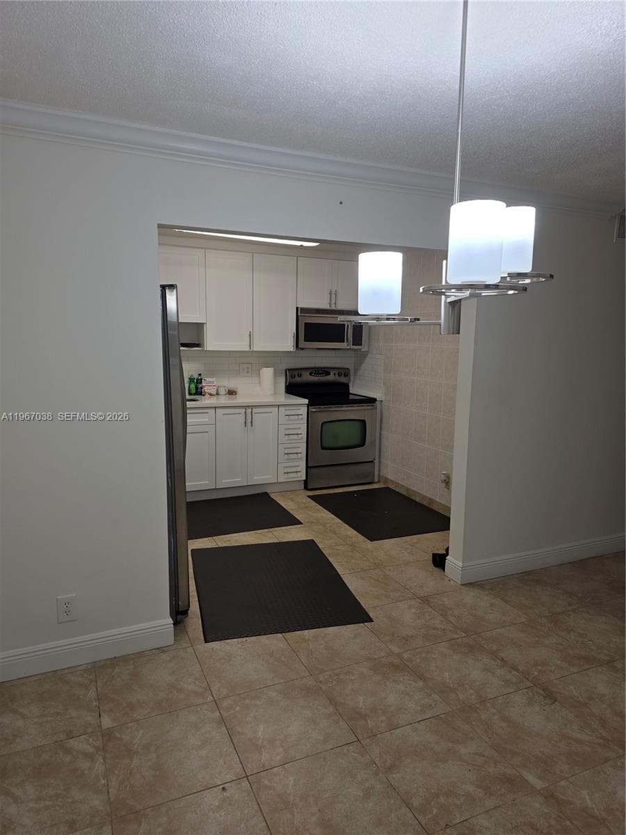 TELSTAR CONDOMINIUM INC · #501 in Hollywood - Photo 5
