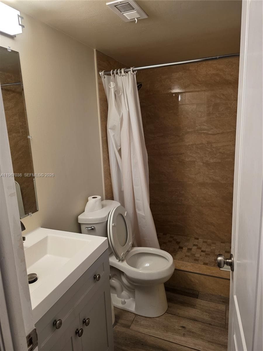 TELSTAR CONDOMINIUM INC · #501 in Hollywood - Photo 24