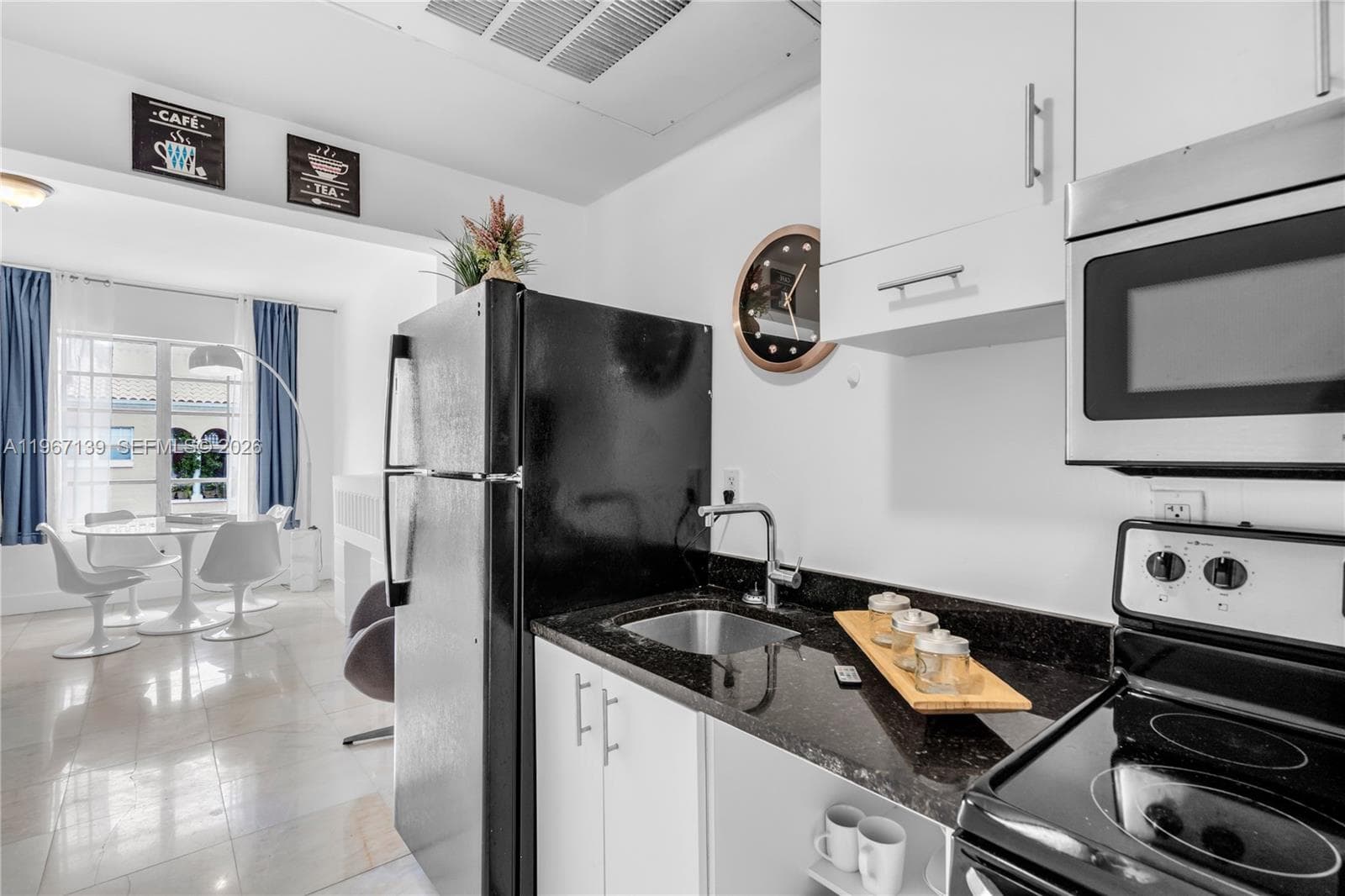 FIRST ON 8TH CONDO · #203 in Miami Beach - Photo 4