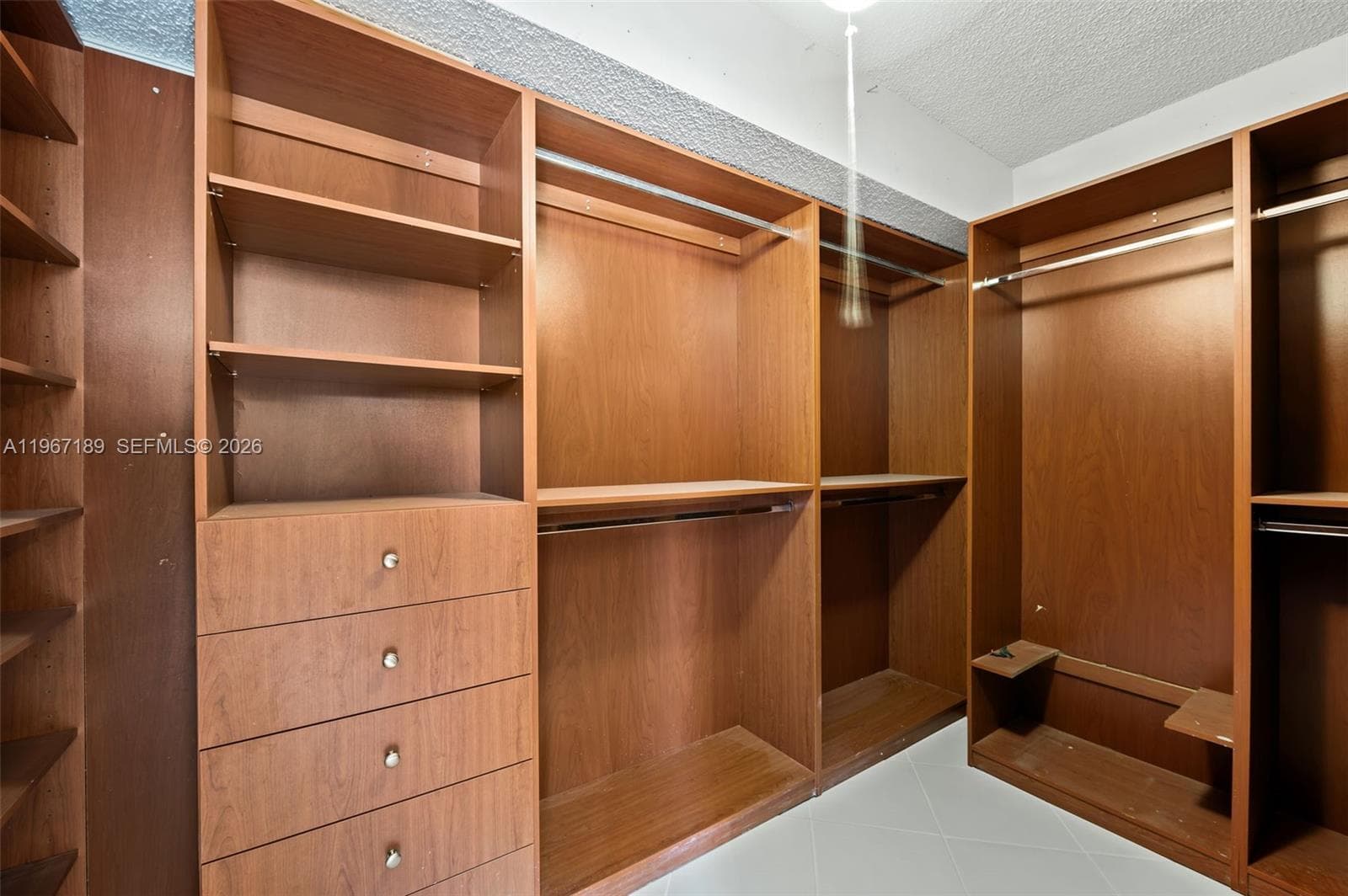Byron Marina Condo · #303 in Miami Beach - Photo 15