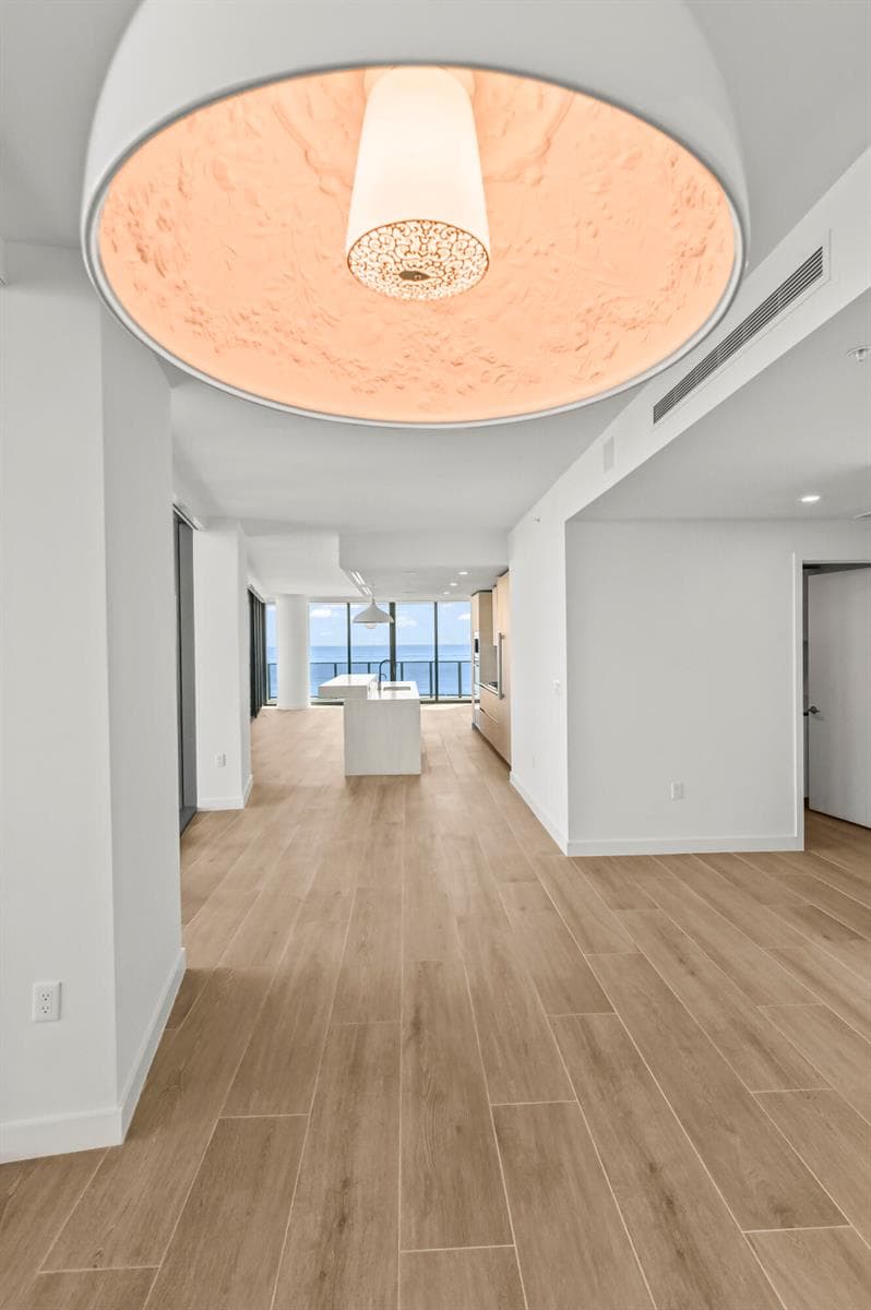08 Dining room 06