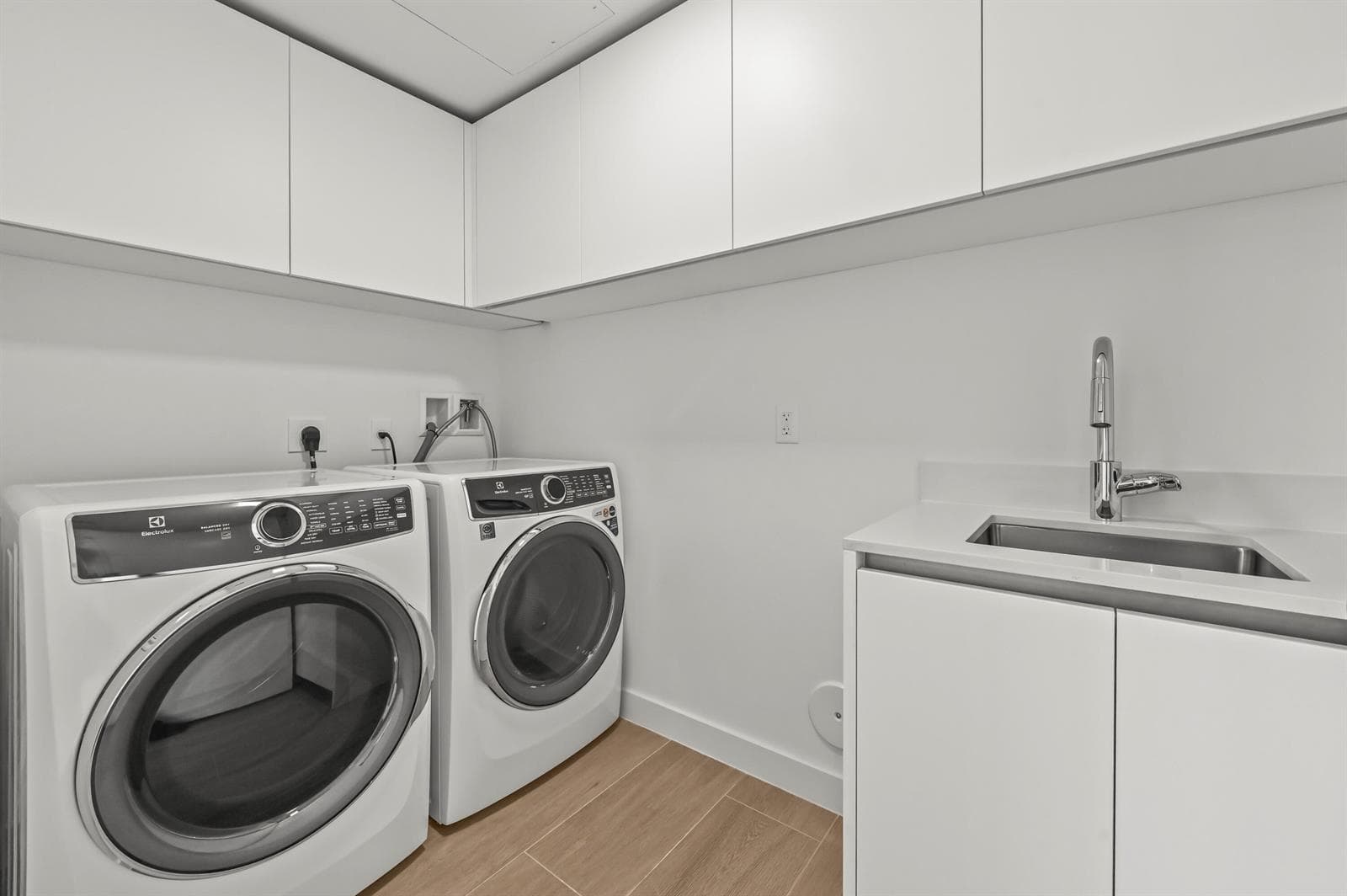 02 Laundry room 01