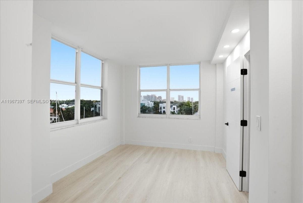 VENICE ISLE TOWER CONDO · #701 in Fort Lauderdale - Photo 14