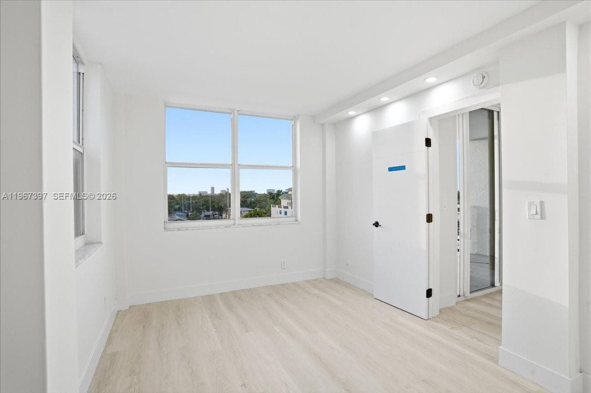 VENICE ISLE TOWER CONDO · #701 in Fort Lauderdale - Photo 15
