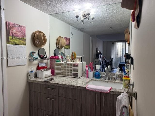 WINSTON TOWERS 700 CONDO · #811 in Sunny Isles Beach - Photo 16
