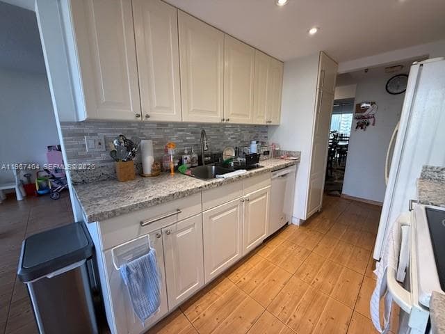 WINSTON TOWERS 700 CONDO · #811 in Sunny Isles Beach - Photo 8