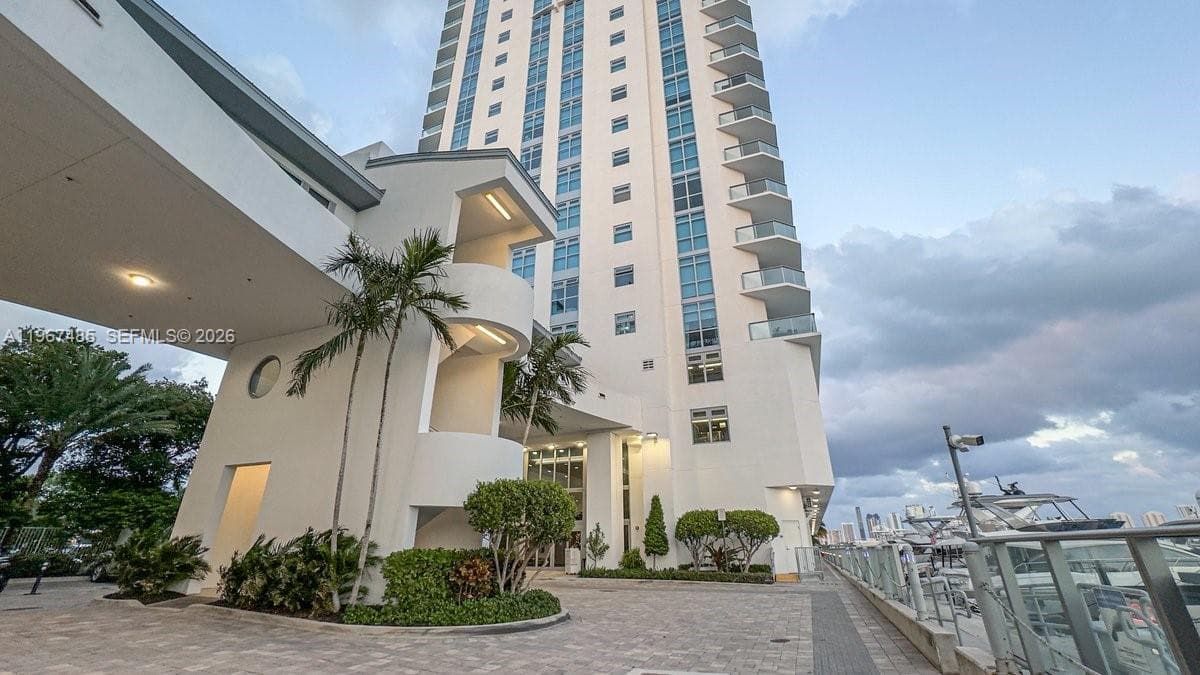 MARINA PALMS RESIDENCES N · #305 in North Miami Beach - Photo 33