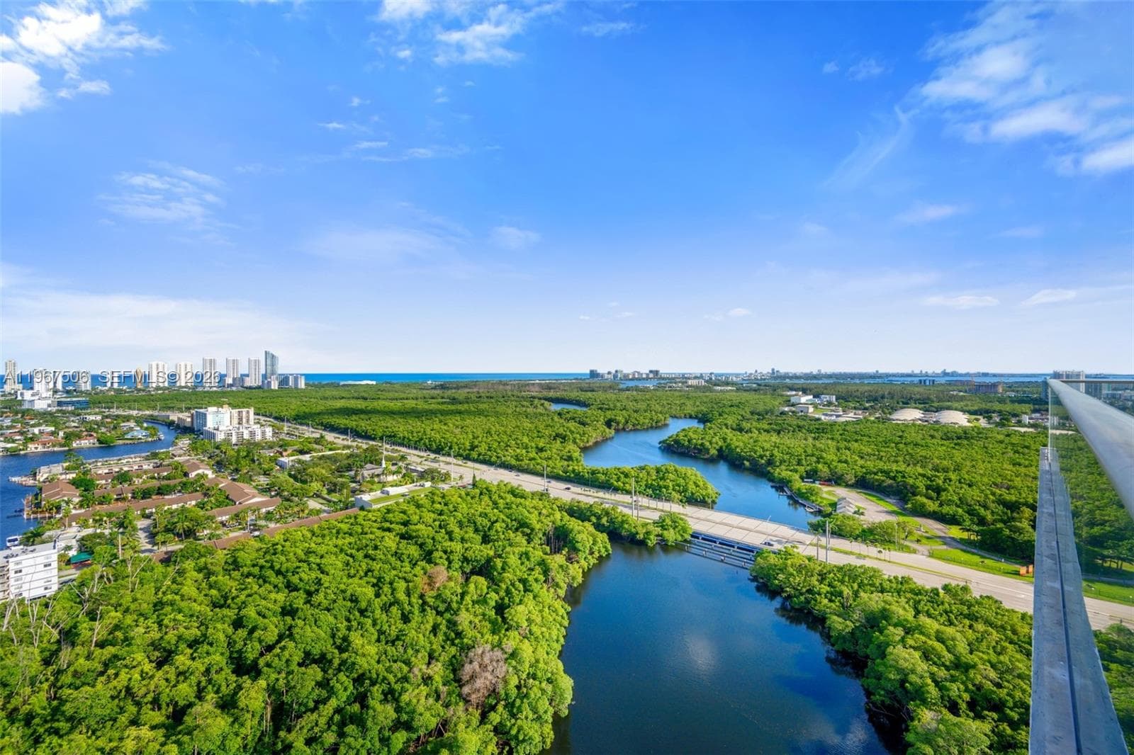 THE HARBOUR SOUTH CONDO · #3020 in North Miami Beach - Photo 3