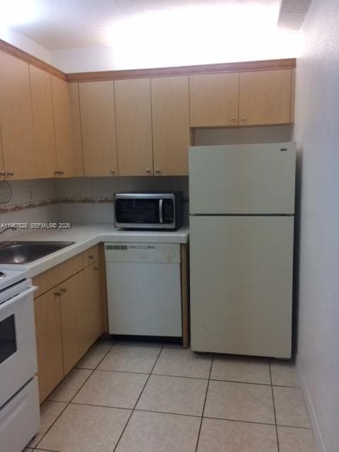 RIVER WEST CONDO · #308 in Miami - Photo 13