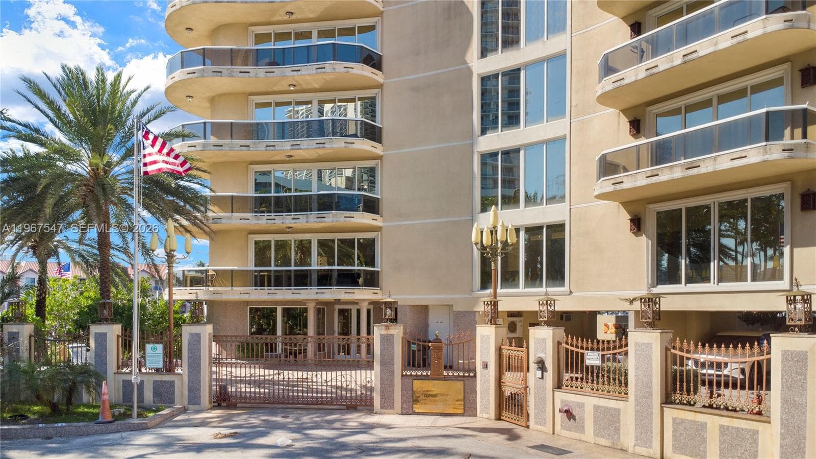 Sea Pearl Condo · #3 in Hollywood - Photo 16
