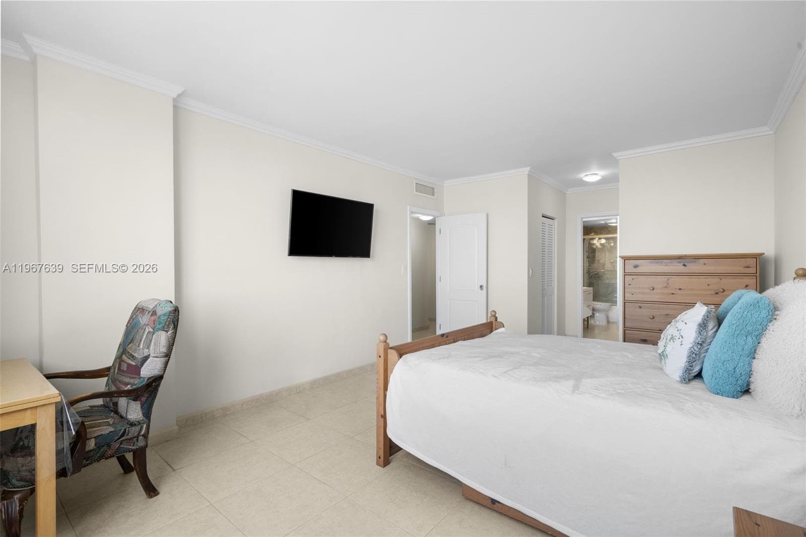 ARLEN HOUSE CONDO · #1910 in Sunny Isles Beach - Photo 23