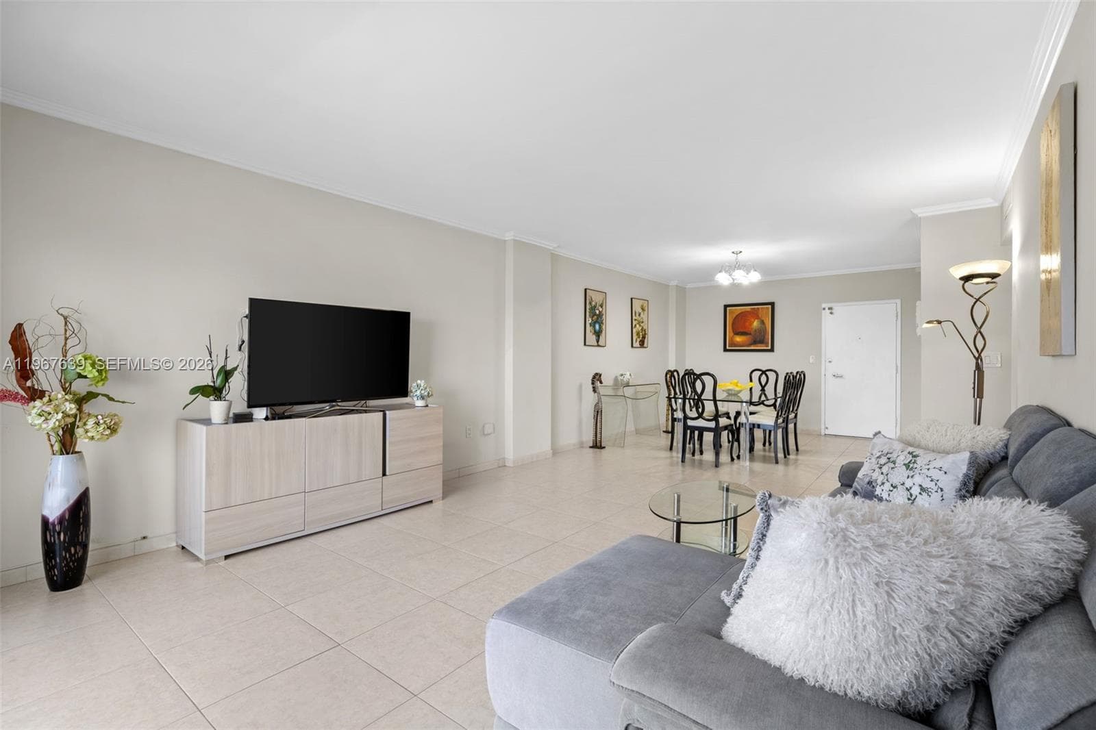ARLEN HOUSE CONDO · #1910 in Sunny Isles Beach - Photo 12
