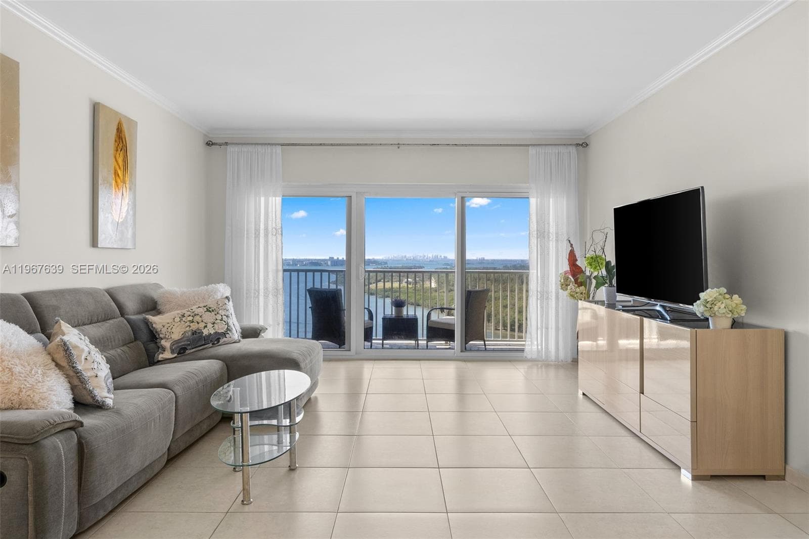 ARLEN HOUSE CONDO · #1910 in Sunny Isles Beach - Photo 9