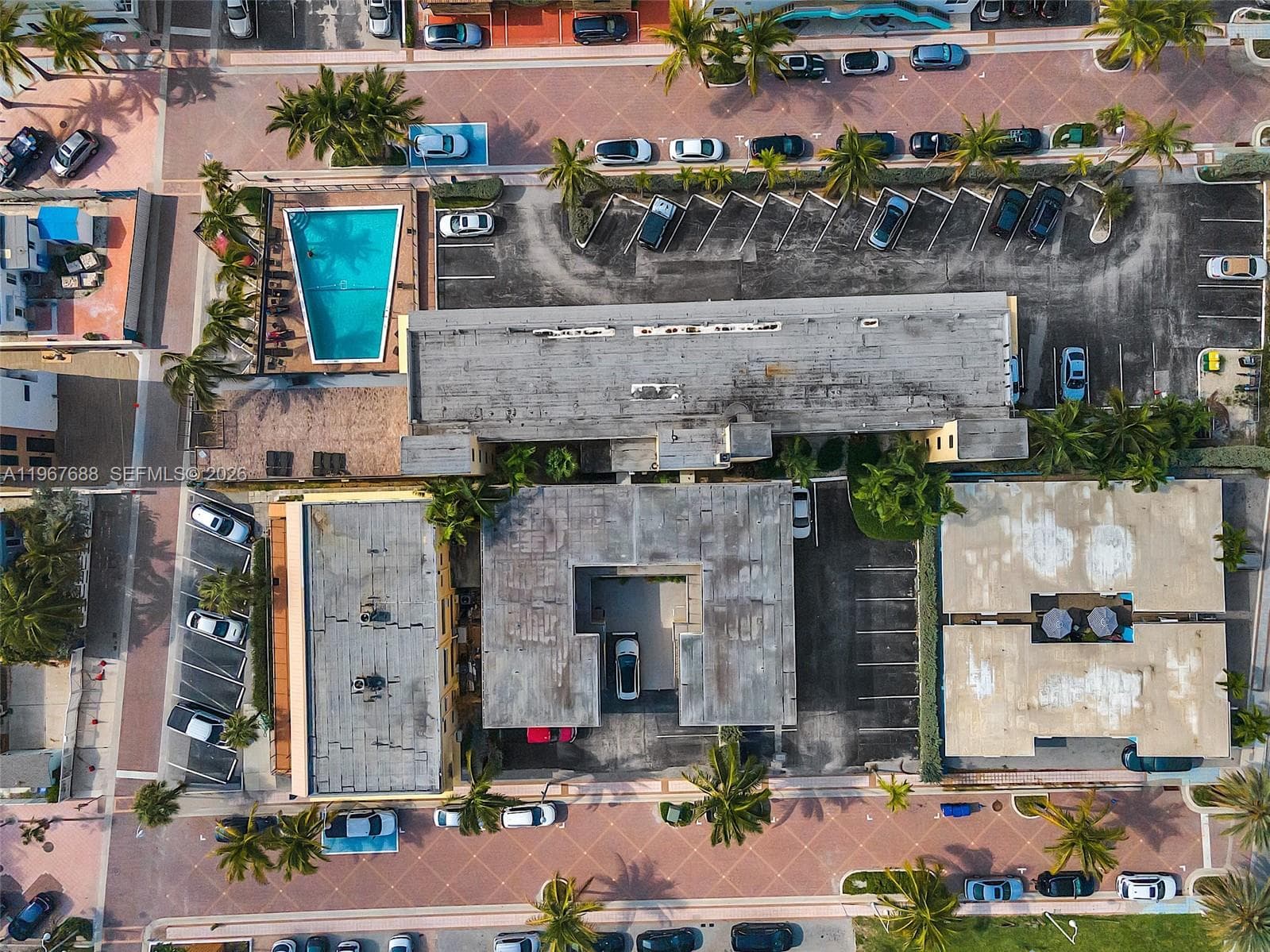 BEACHE TERRACE RESORT · #B202 in Hollywood - Photo 13