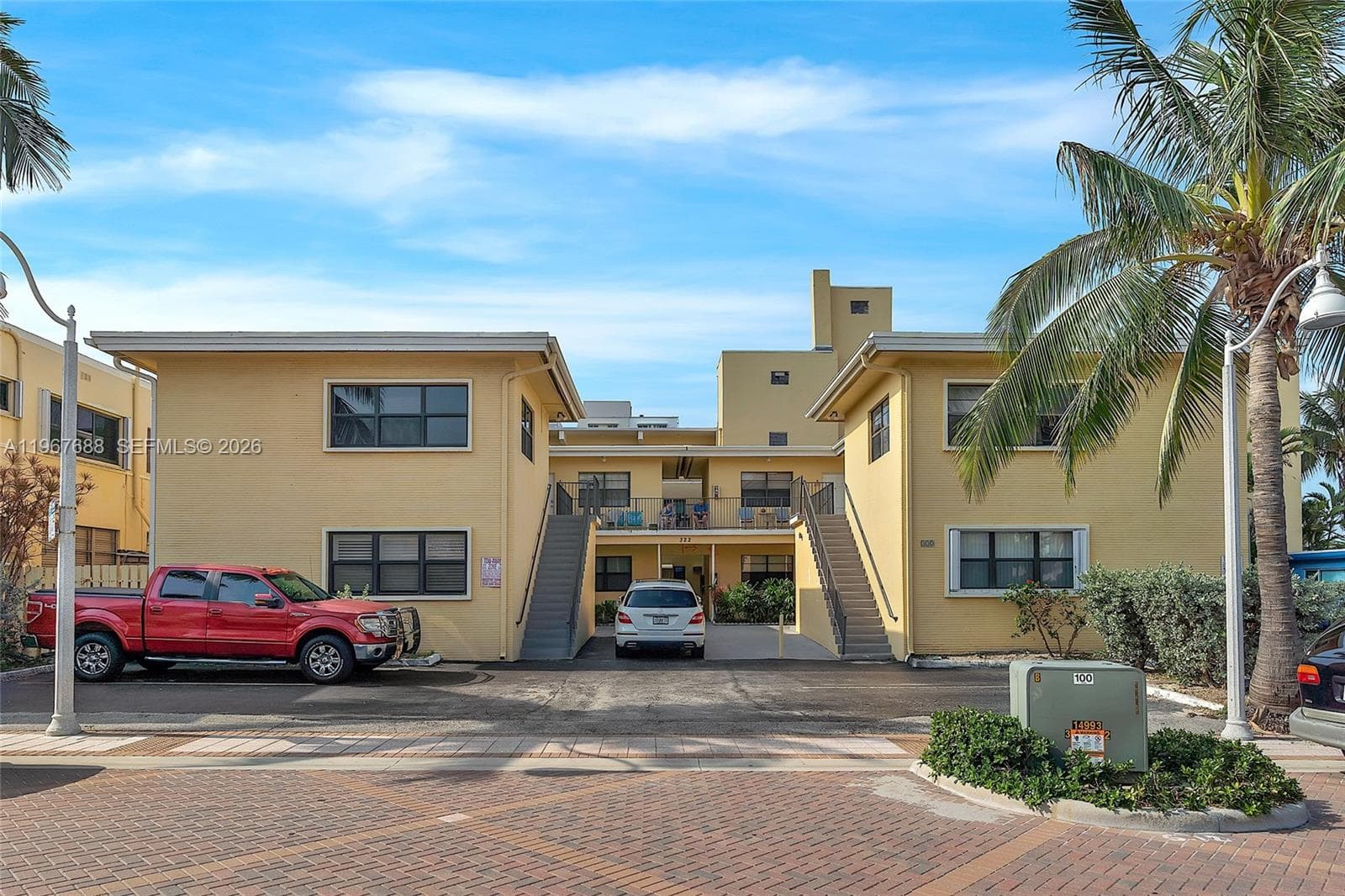 BEACHE TERRACE RESORT · #B202 in Hollywood - Photo 16