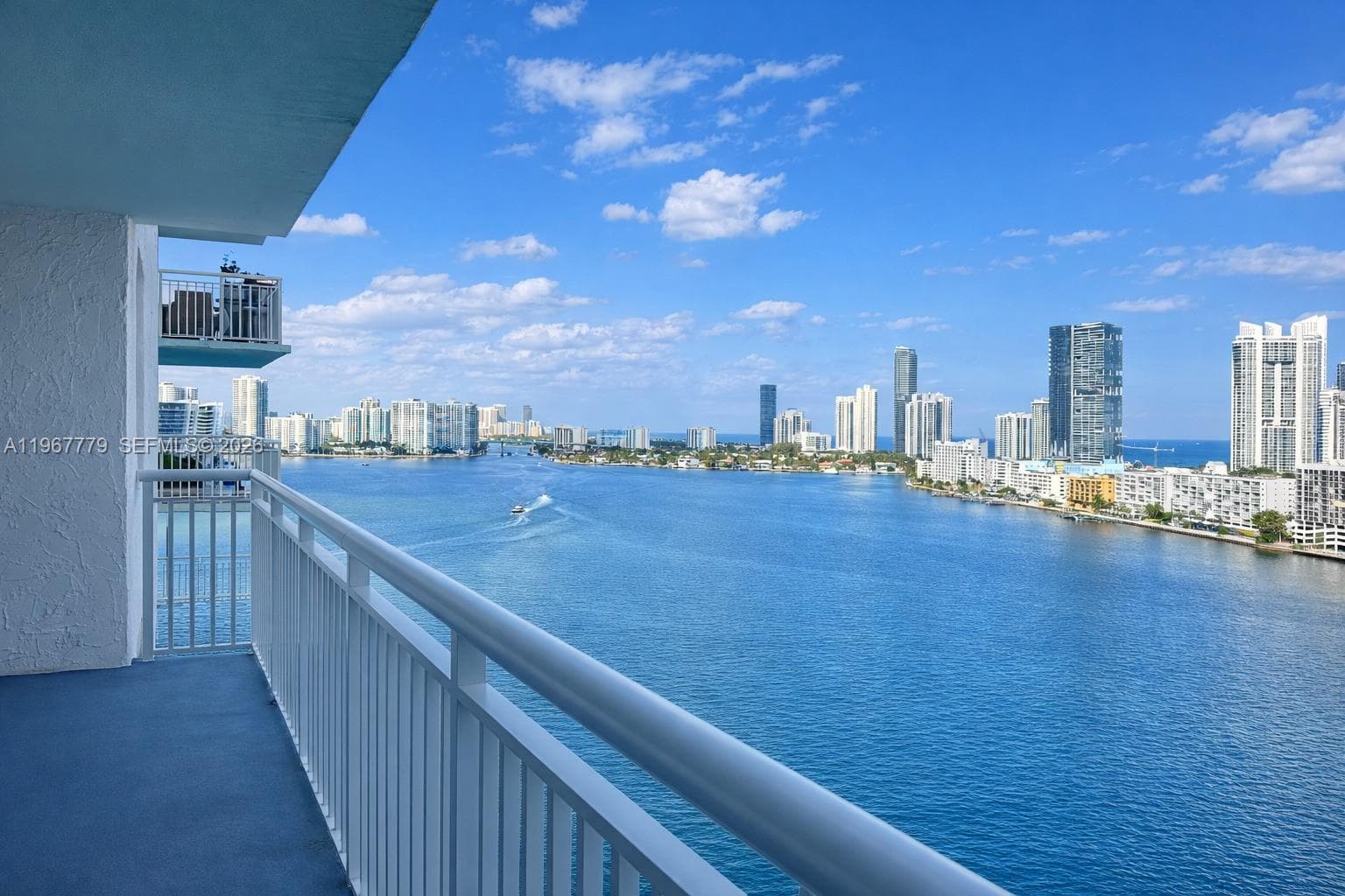 WINSTON TOWERS 500 CONDO · #1917 in Sunny Isles Beach - Photo 2