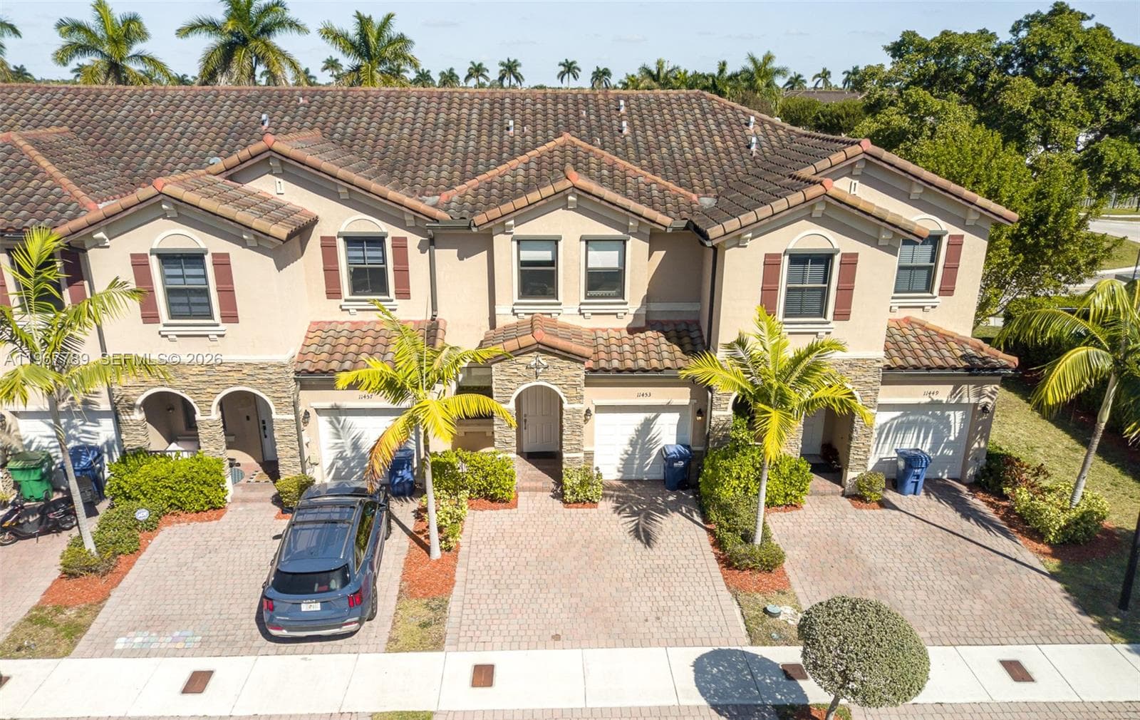 11453 SW 251st St photo 1