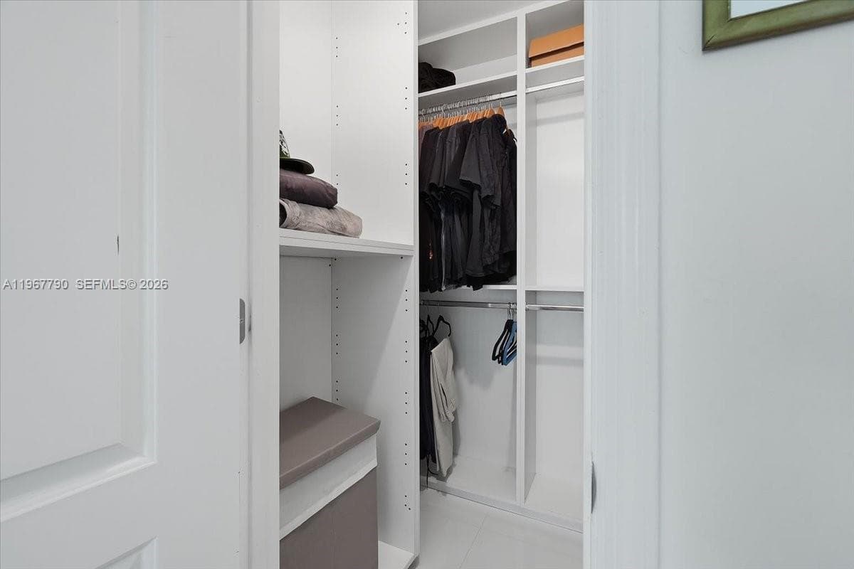 DEL PRADO · #1701 in Aventura - Photo 14