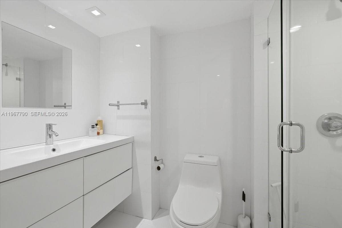 DEL PRADO · #1701 in Aventura - Photo 15
